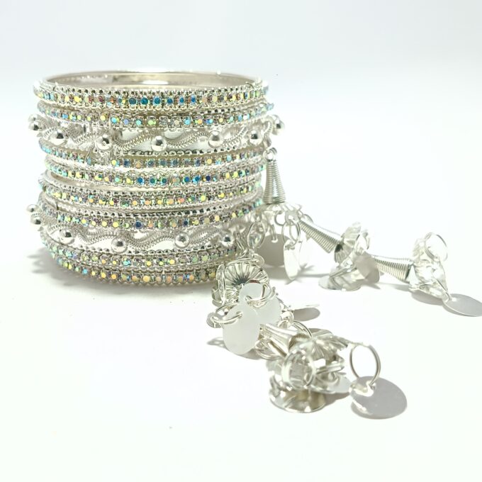 🌸 Girls' Latkan Metal Bangles Set – For Ages 2 to 5 Years